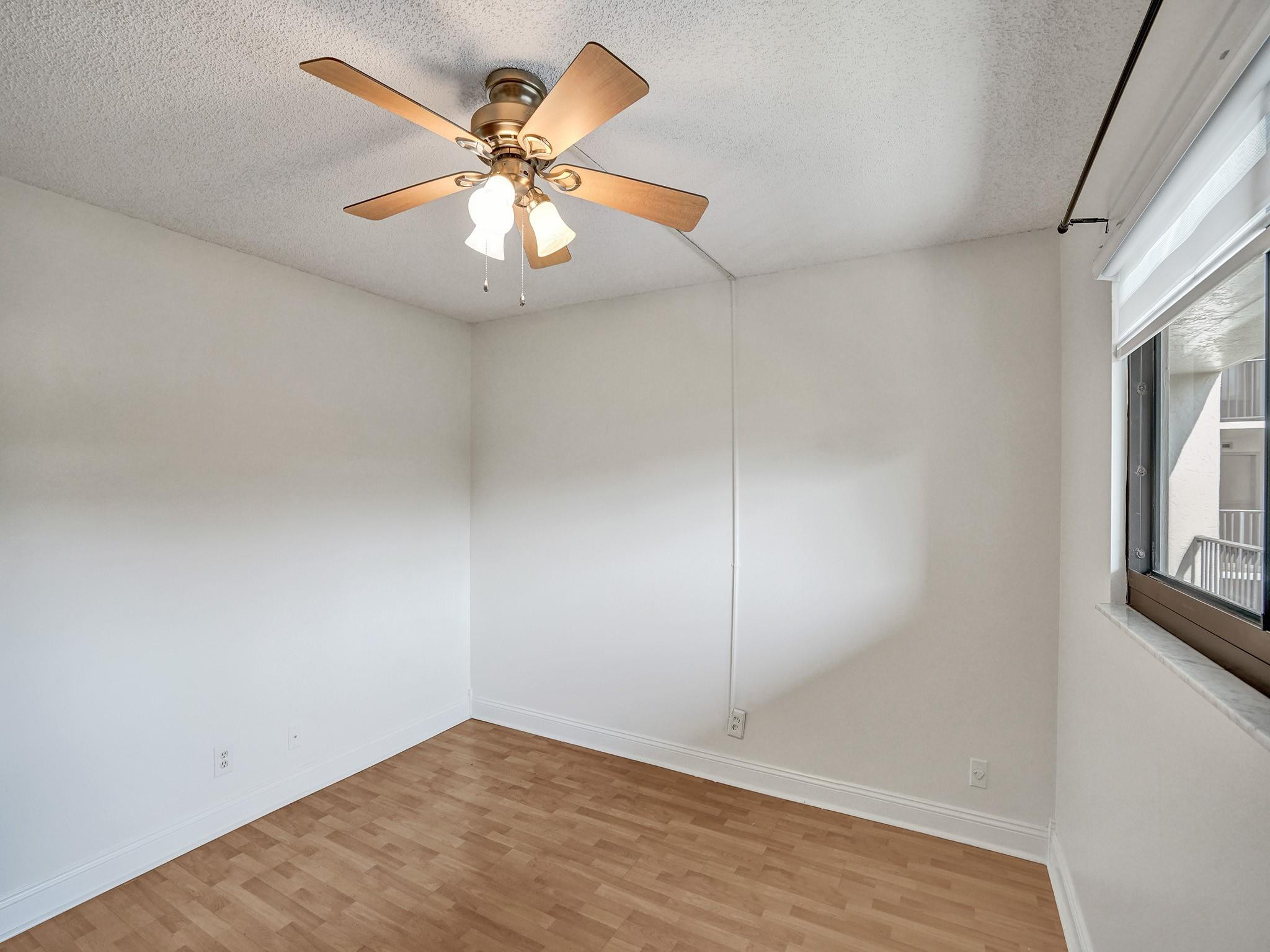 2205 S Cypress Bend Dr 402