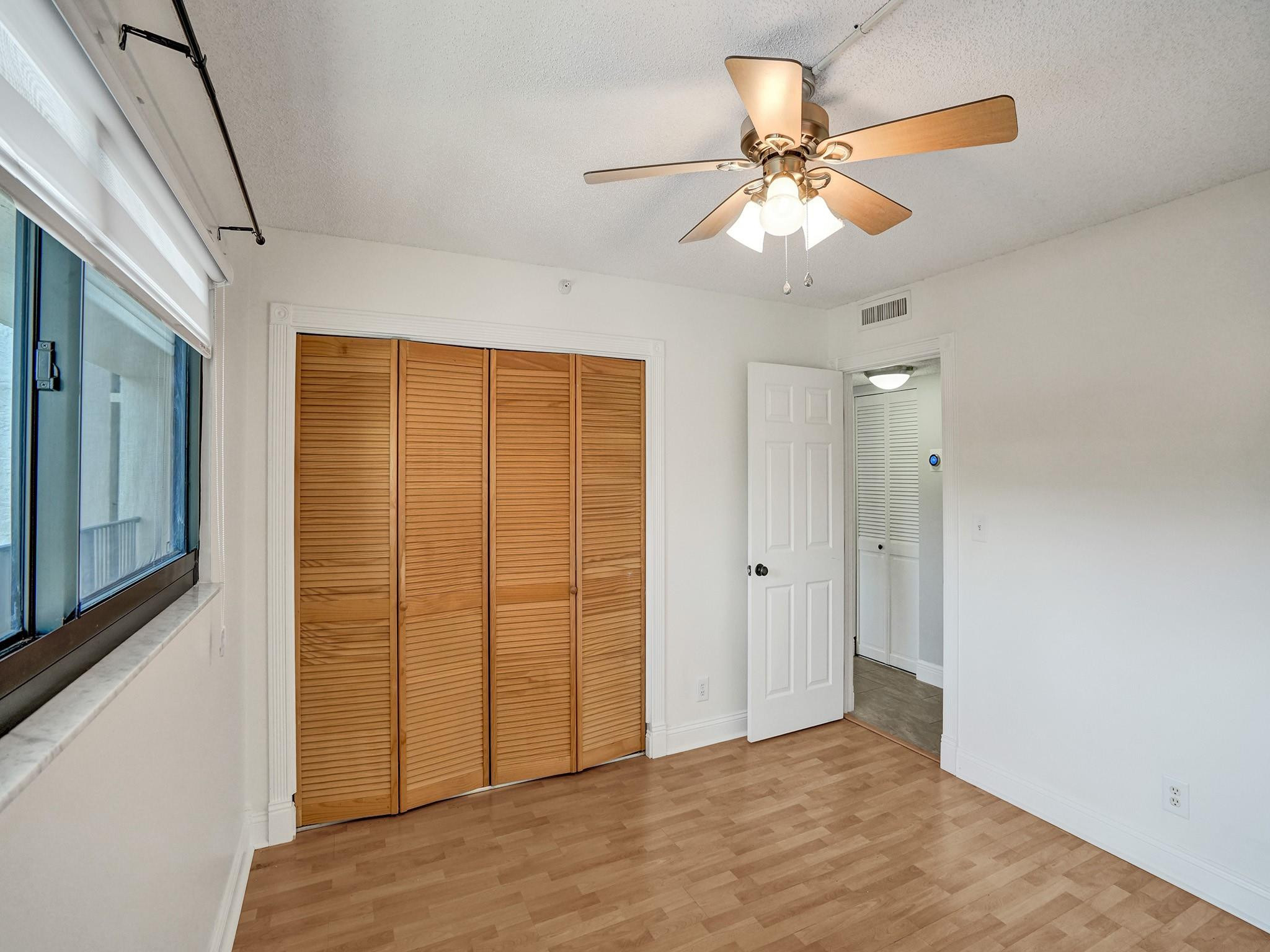 2205 S Cypress Bend Dr 402