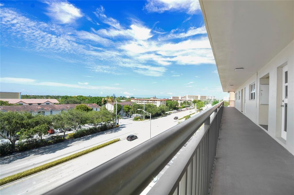 2350 NE 14th Street Causeway 608, Pompano Beach Unit: 608
