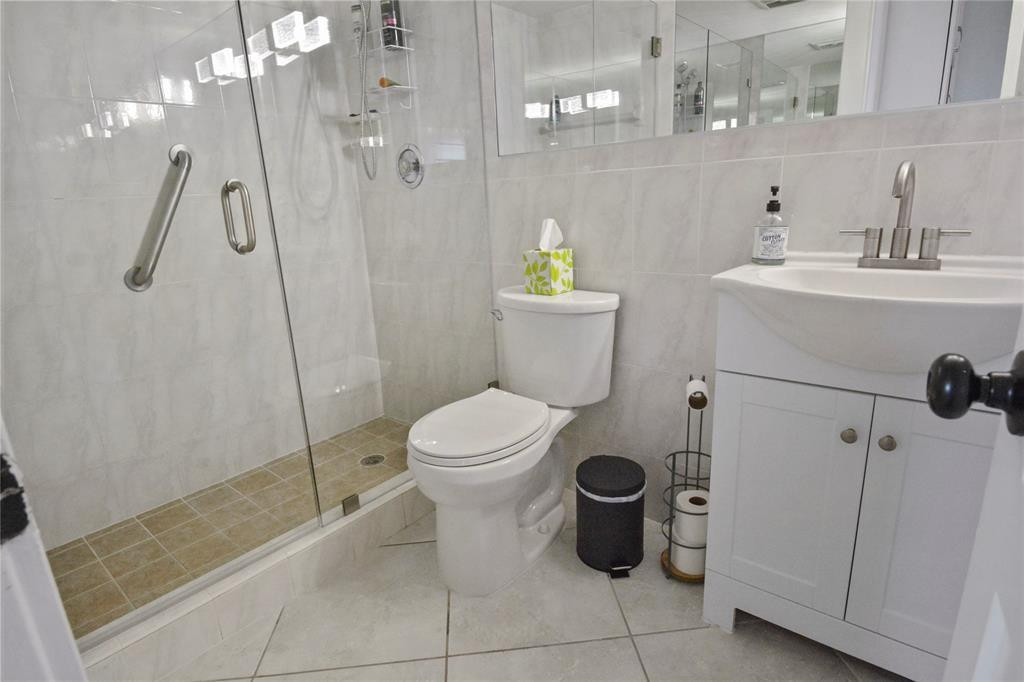 2350 NE 14th Street Causeway 608, Pompano Beach Unit: 608