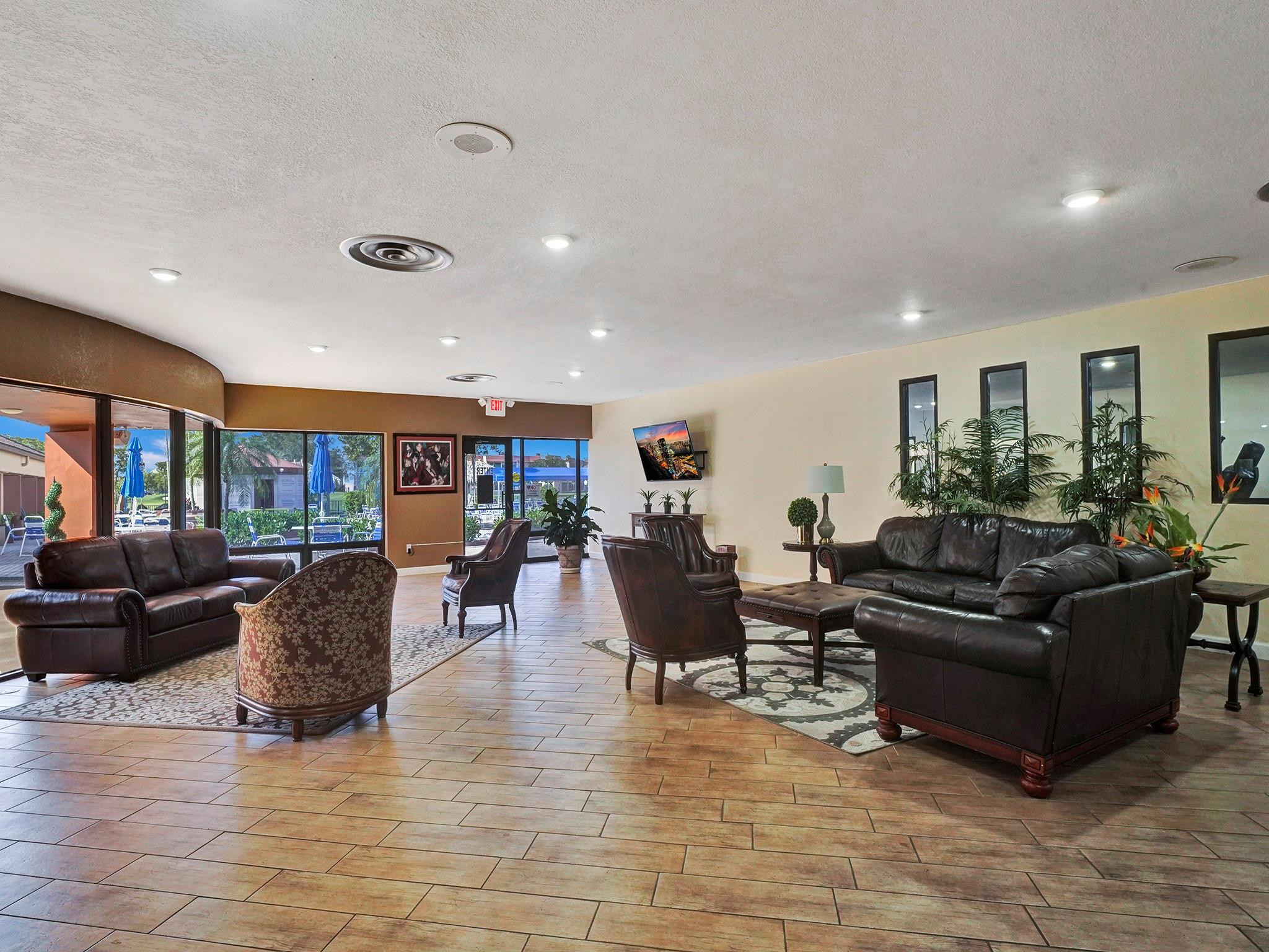 9041 Sunrise Lakes Blvd 205