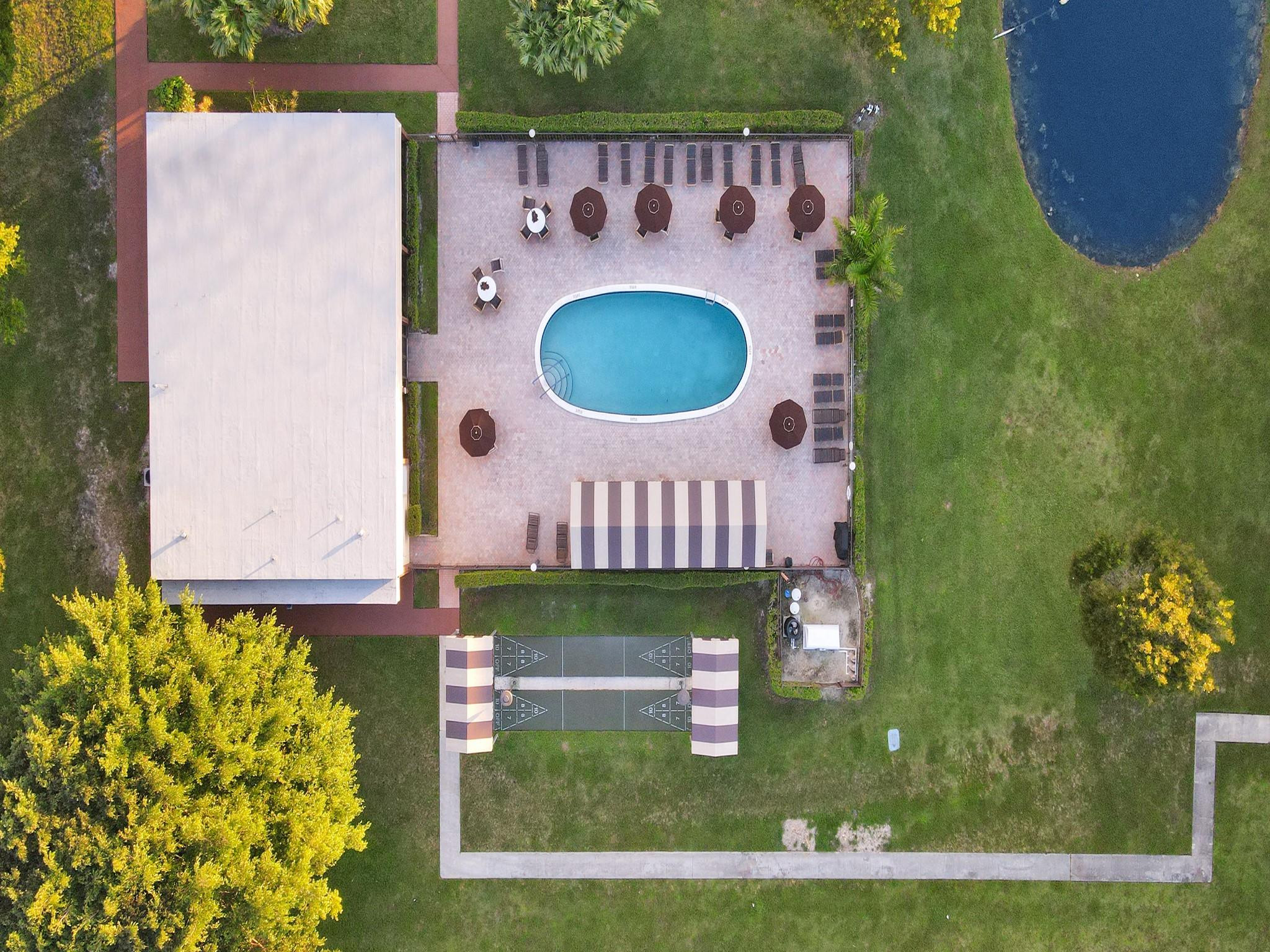9041 Sunrise Lakes Blvd 205