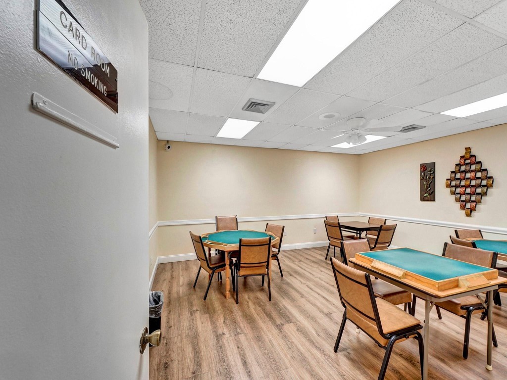 9041 Sunrise Lakes Blvd 205