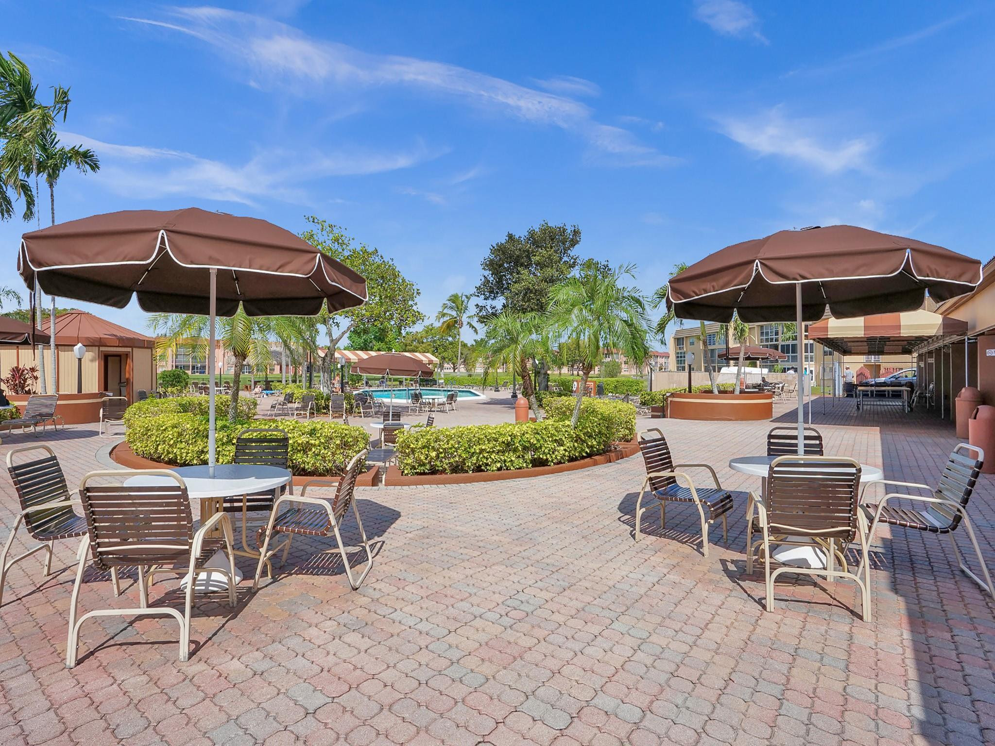 9041 Sunrise Lakes Blvd 205
