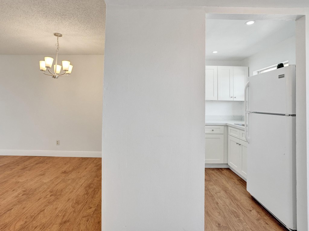 9041 Sunrise Lakes Blvd 205