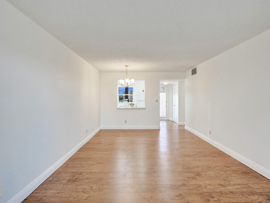 9041 Sunrise Lakes Blvd 205