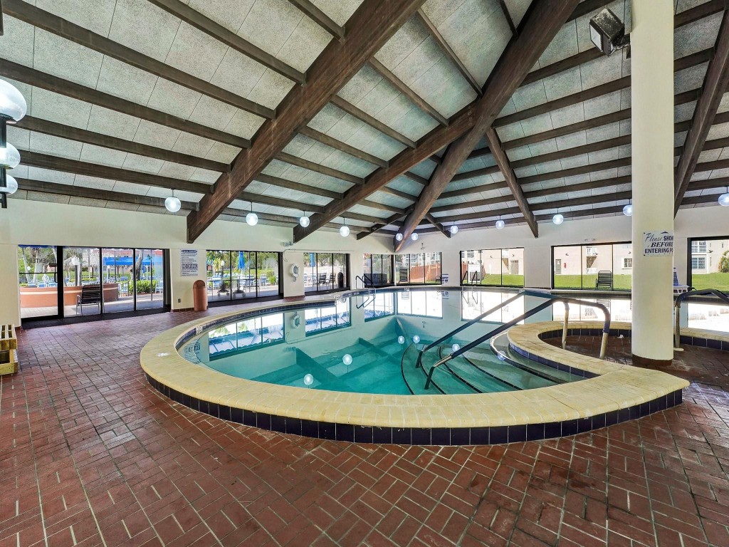 9041 Sunrise Lakes Blvd 205