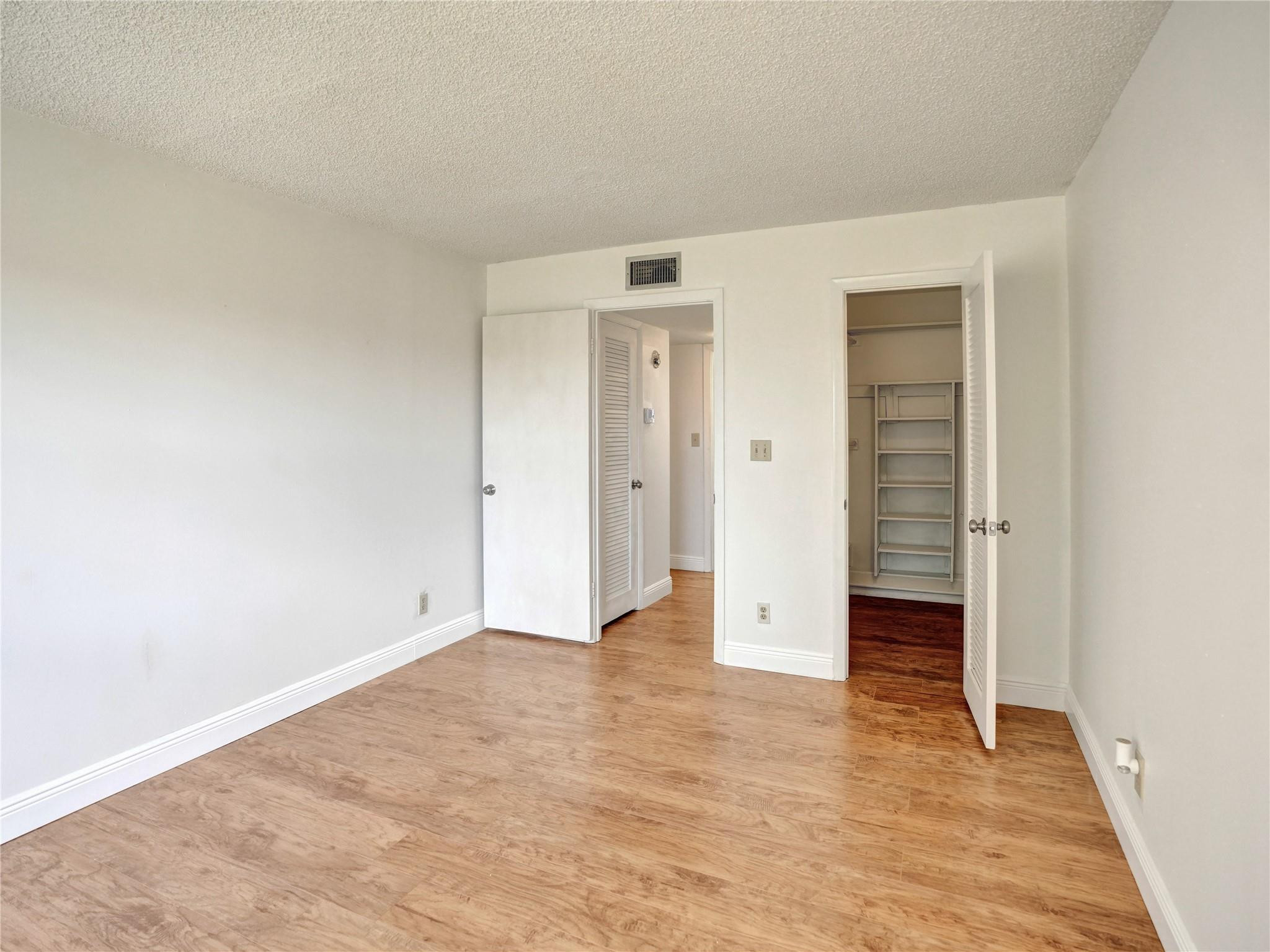 9041 Sunrise Lakes Blvd 205