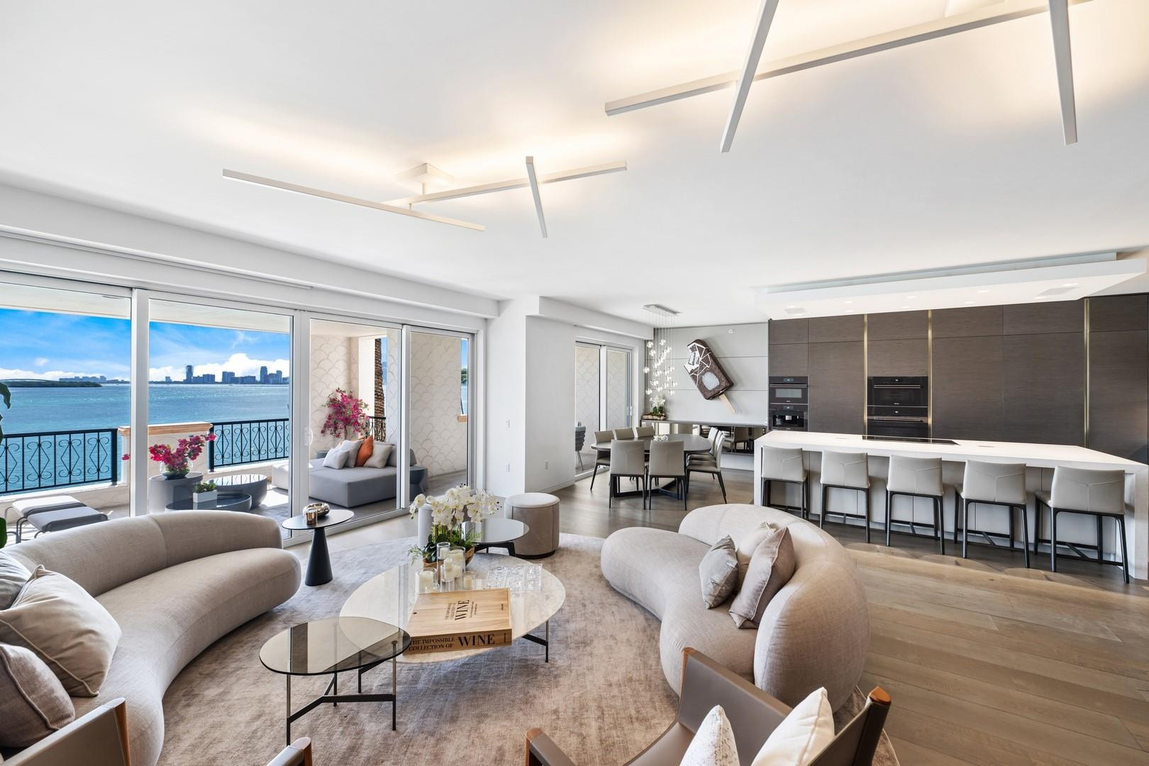 5123 Fisher Island Dr 5123