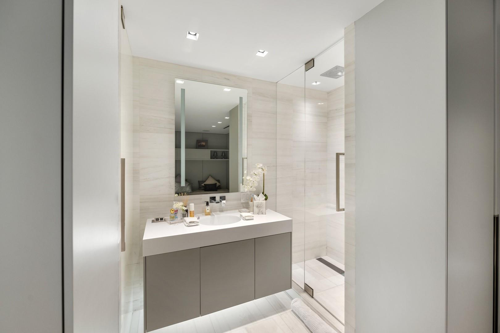 5123 Fisher Island Dr 5123