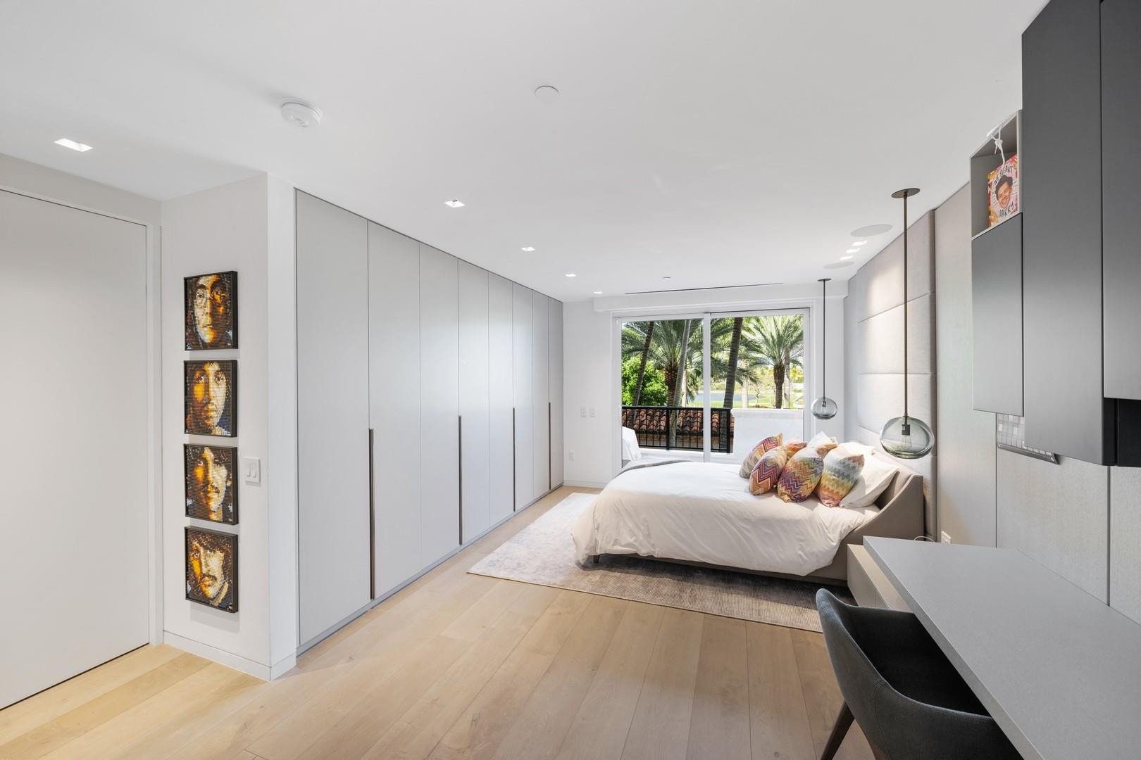 5123 Fisher Island Dr 5123