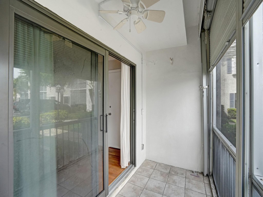 140 Cypress Club Dr 414