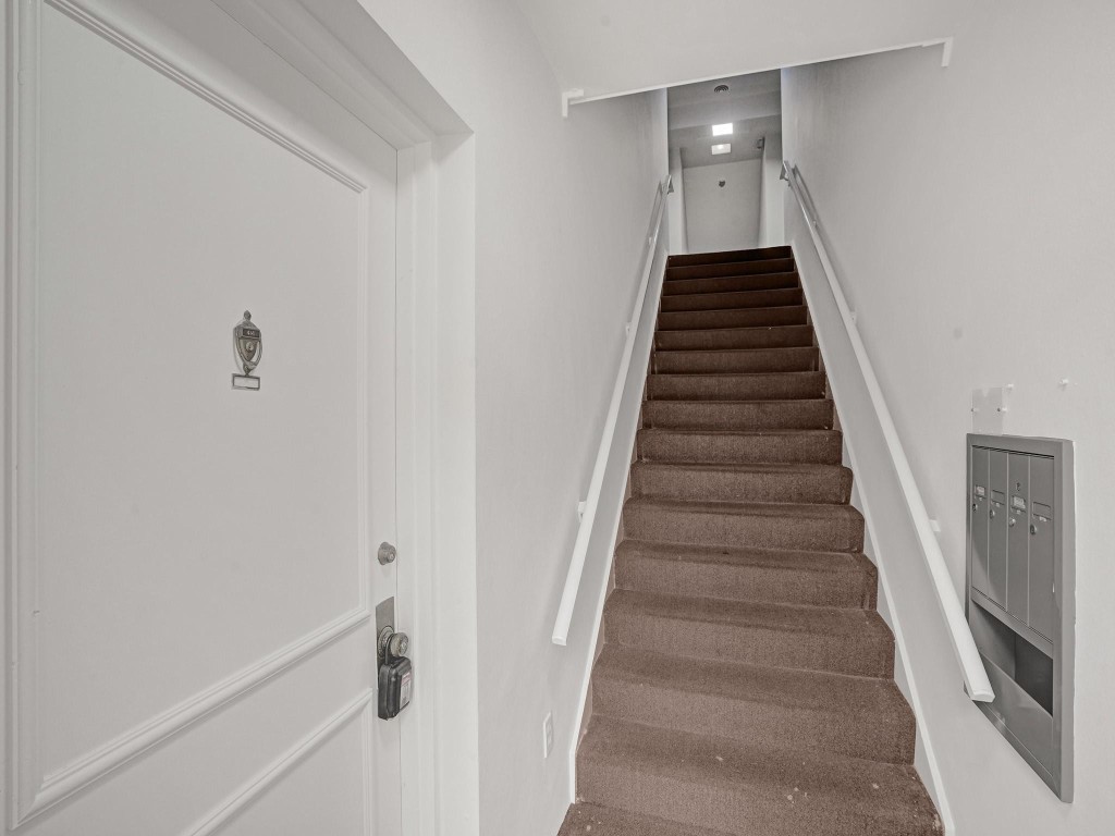 140 Cypress Club Dr 414