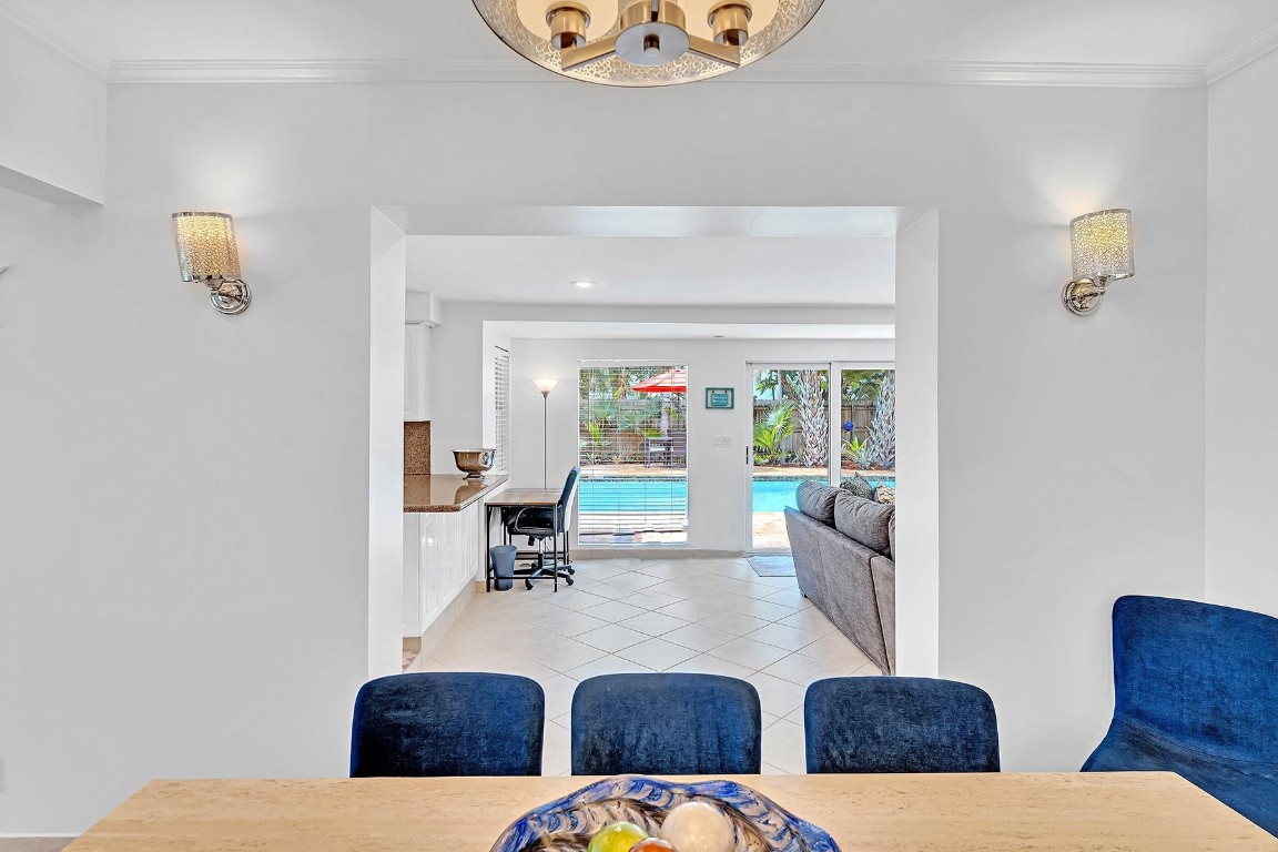 1501 N Victoria Park Rd