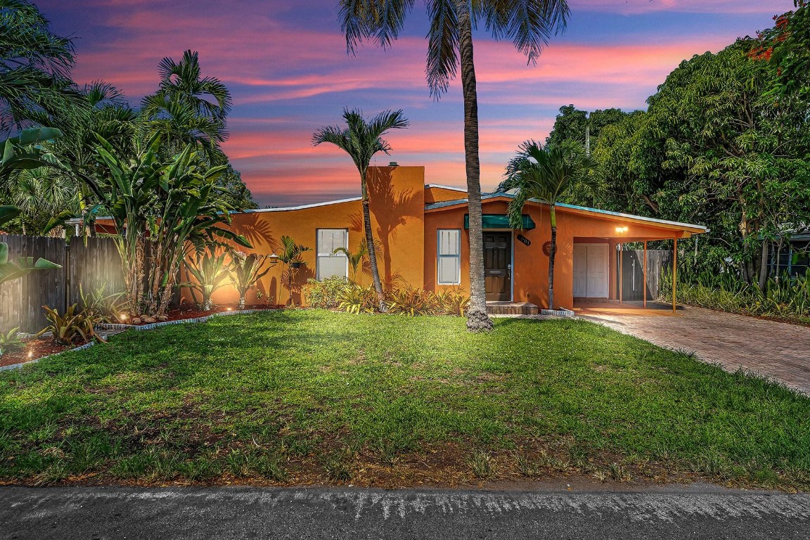 1501 N Victoria Park Rd