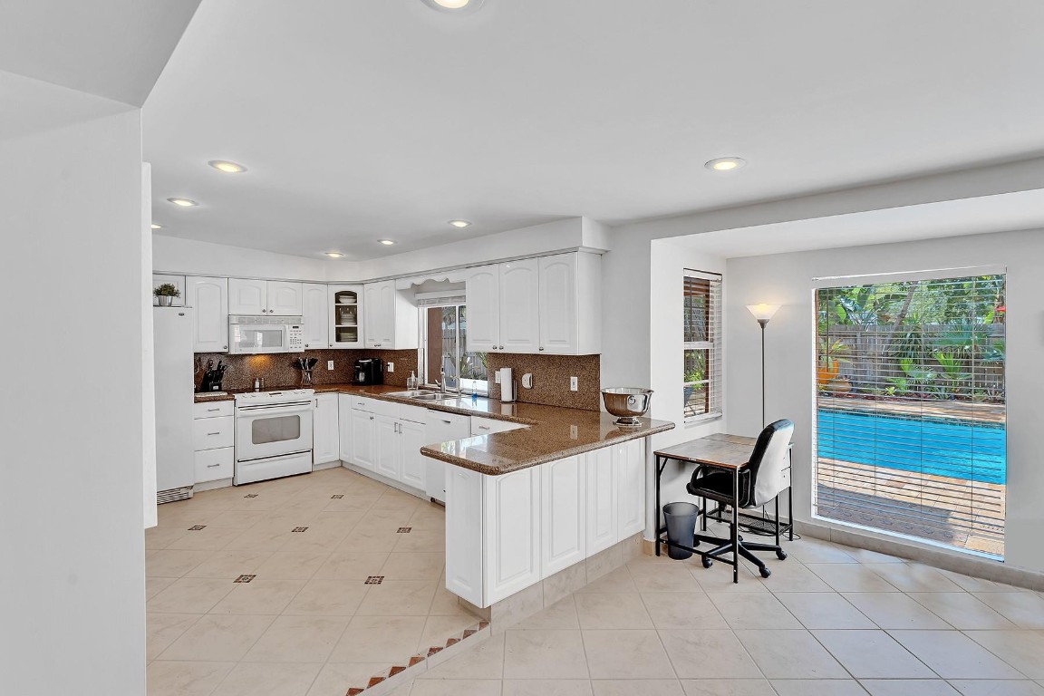 1501 N Victoria Park Rd