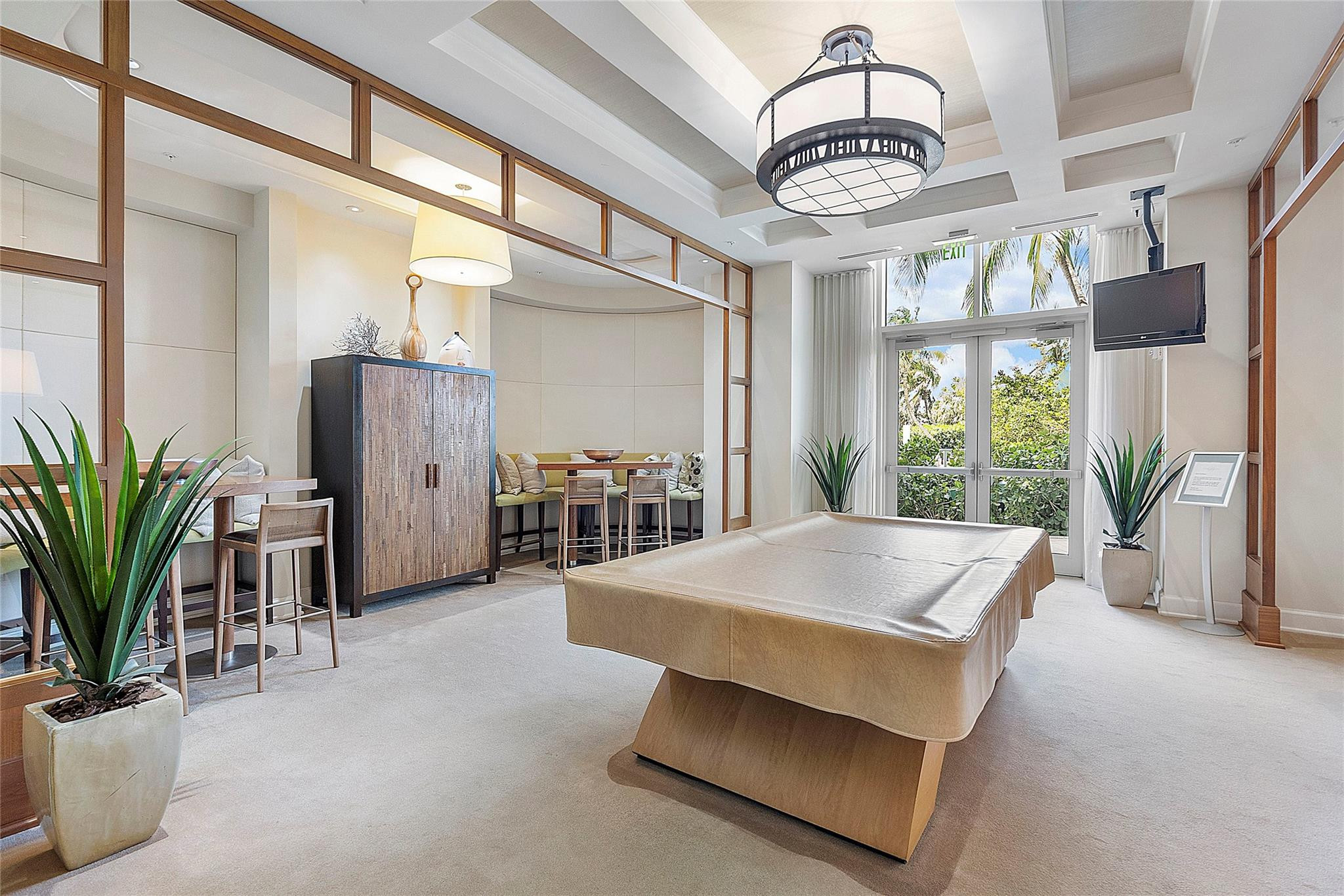1 N Ocean Blvd 1407