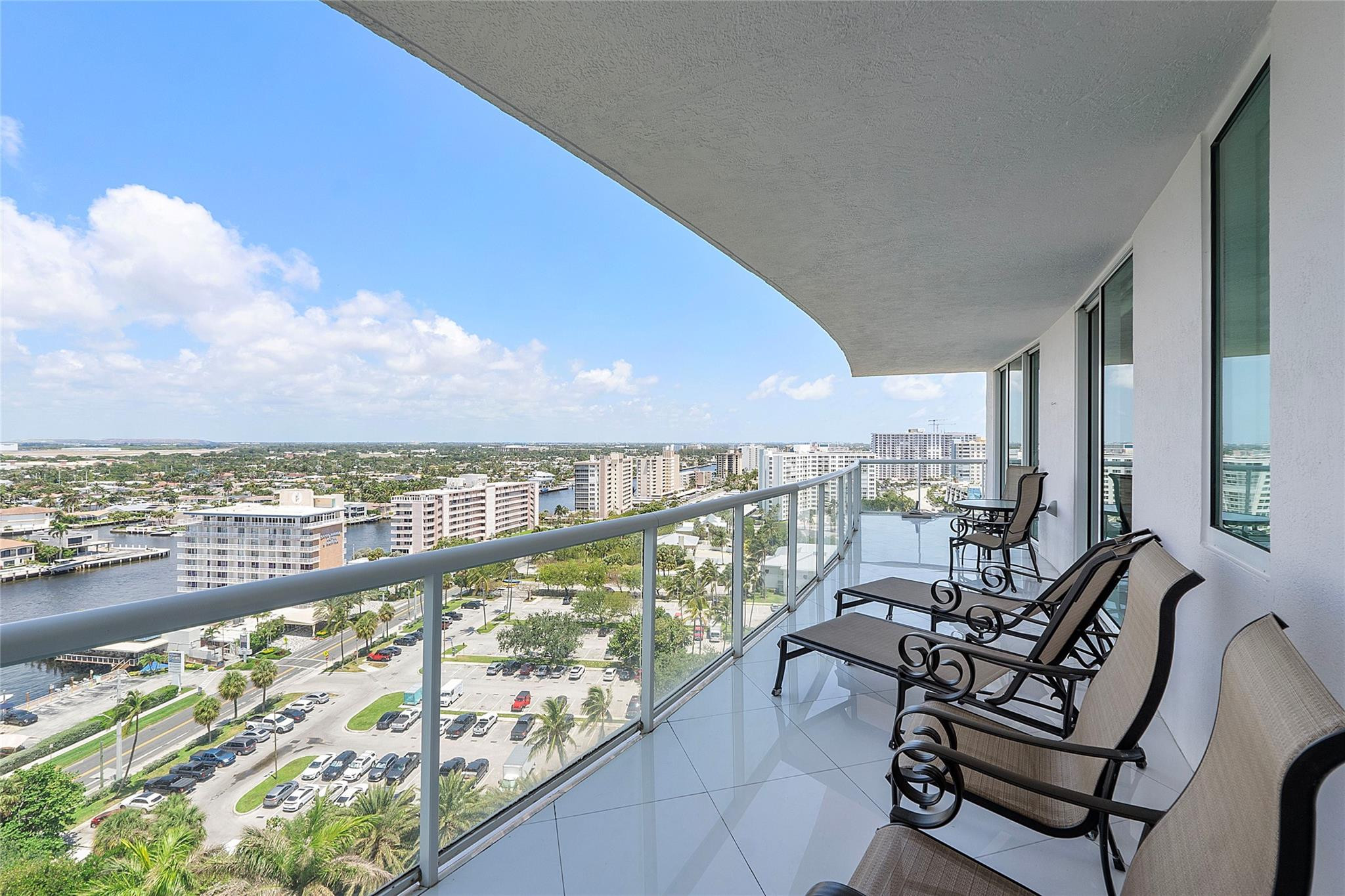 1 N Ocean Blvd 1407