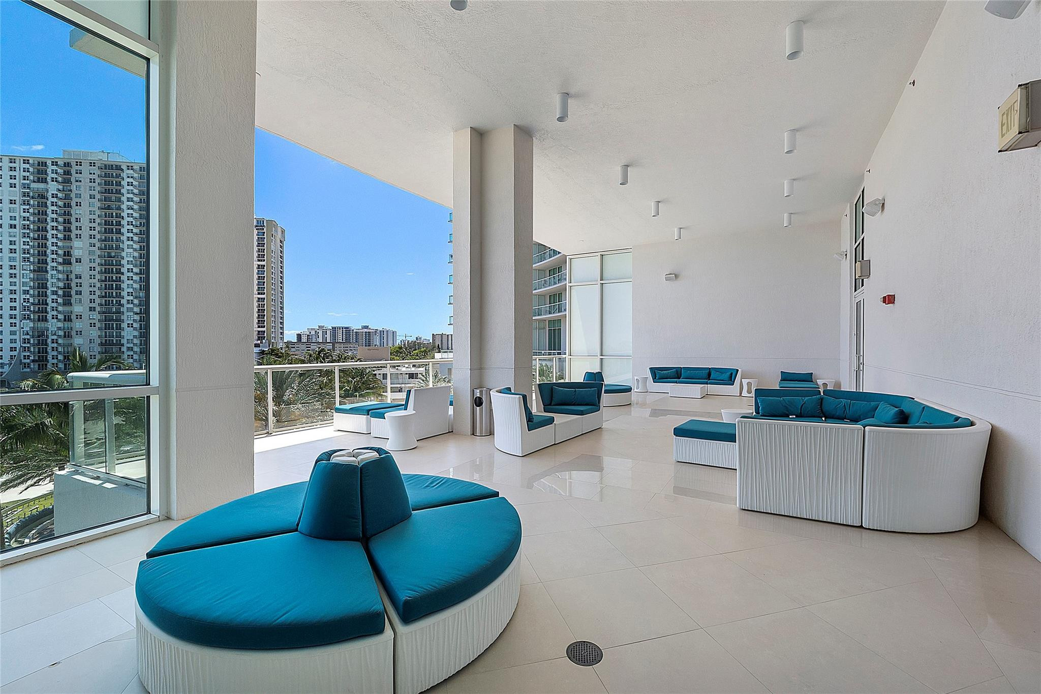 1 N Ocean Blvd 1407