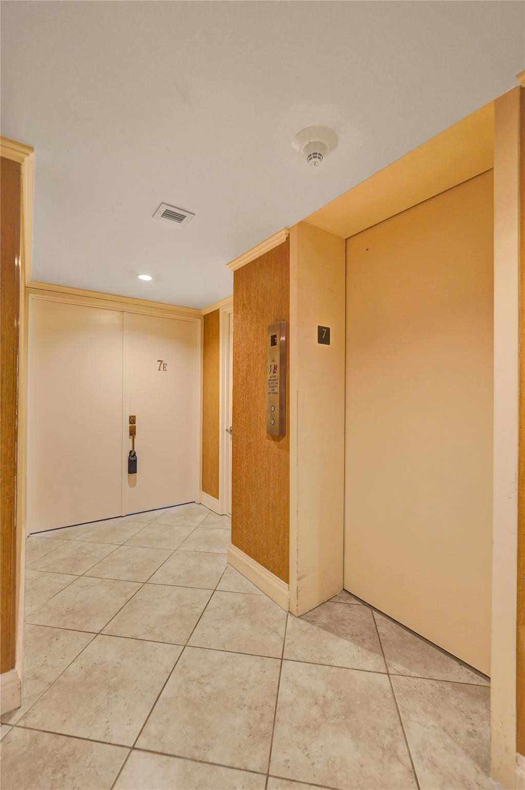936 Intracoastal Dr 7E
