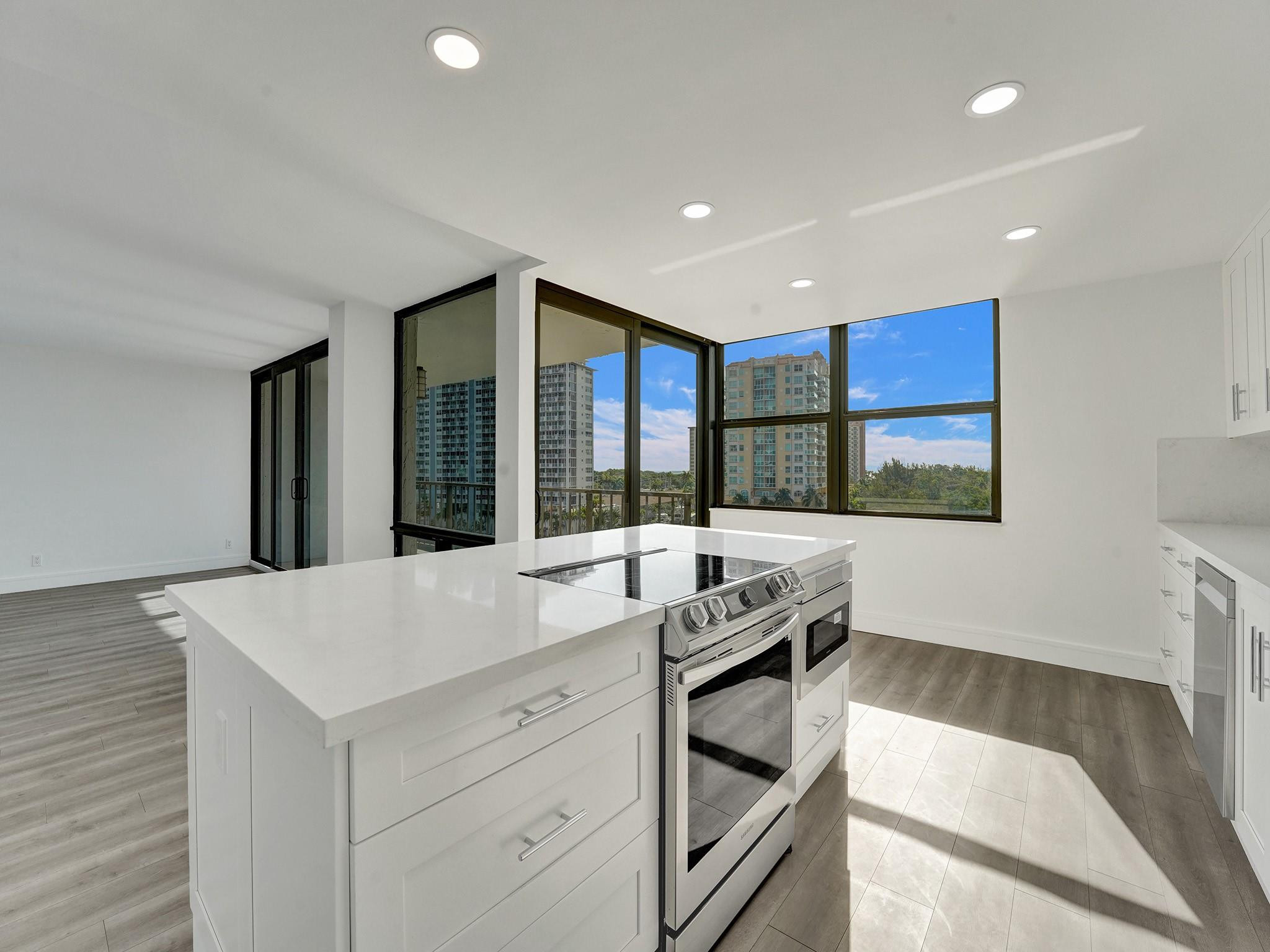 936 Intracoastal Dr 7E