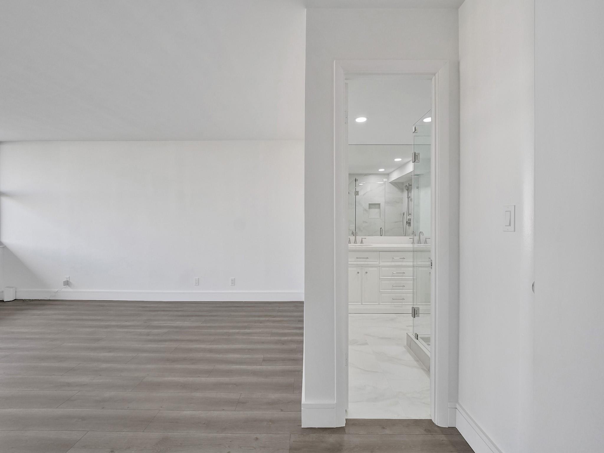 936 Intracoastal Dr 7E