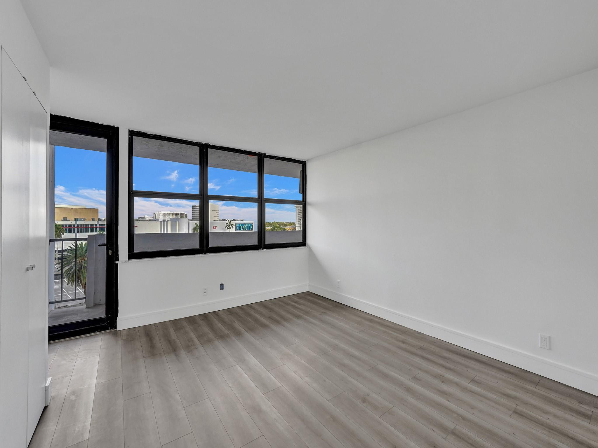 936 Intracoastal Dr 7E