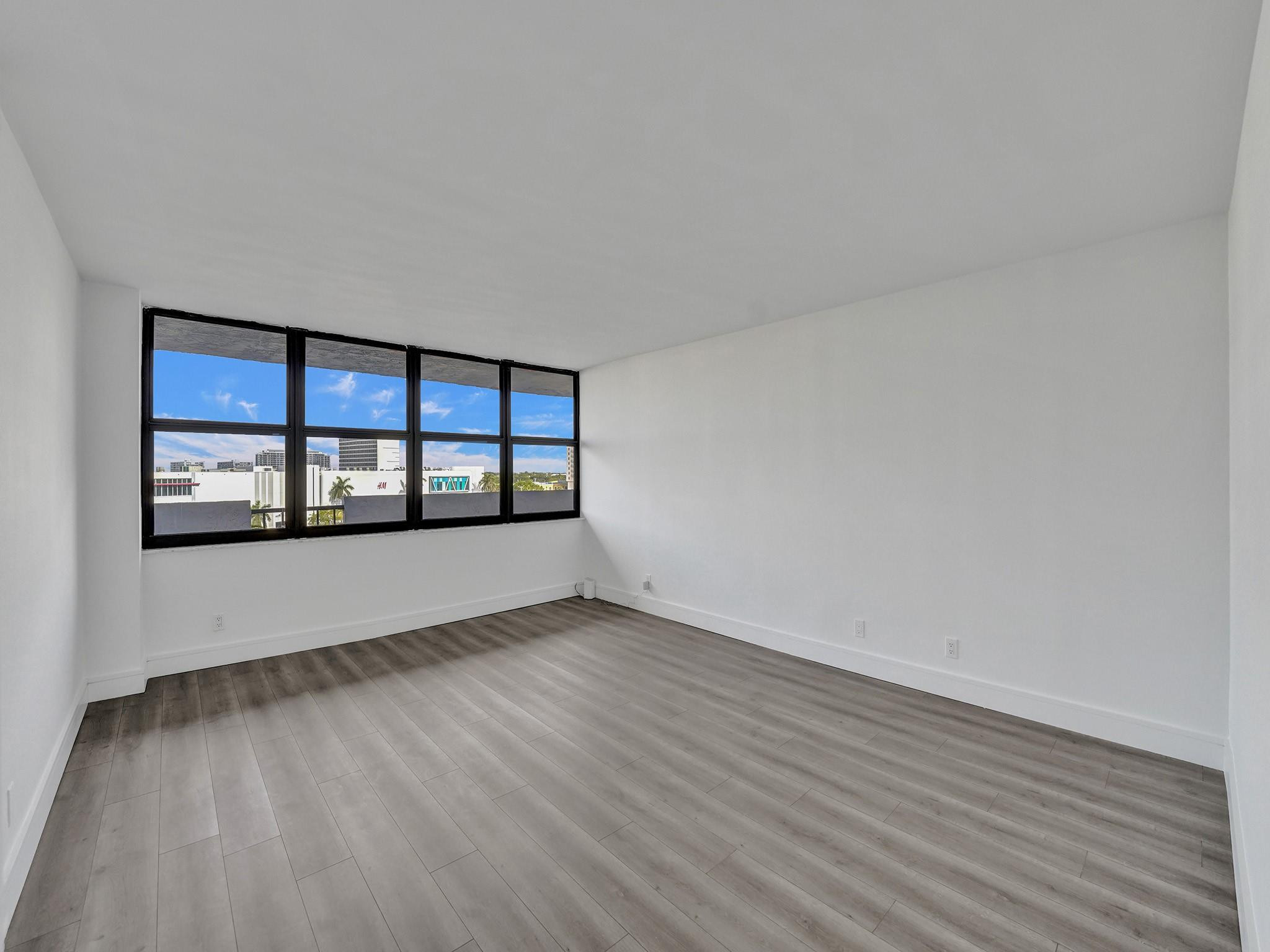 936 Intracoastal Dr 7E