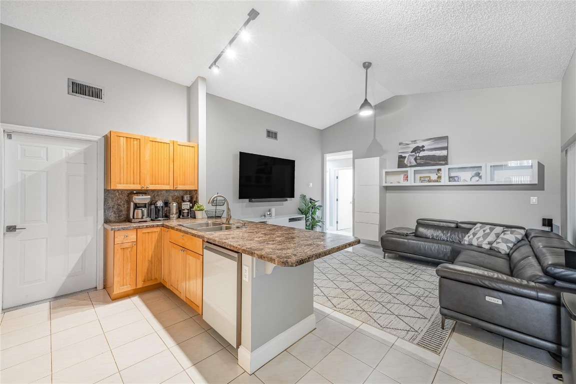 21248 Summertrace Cir