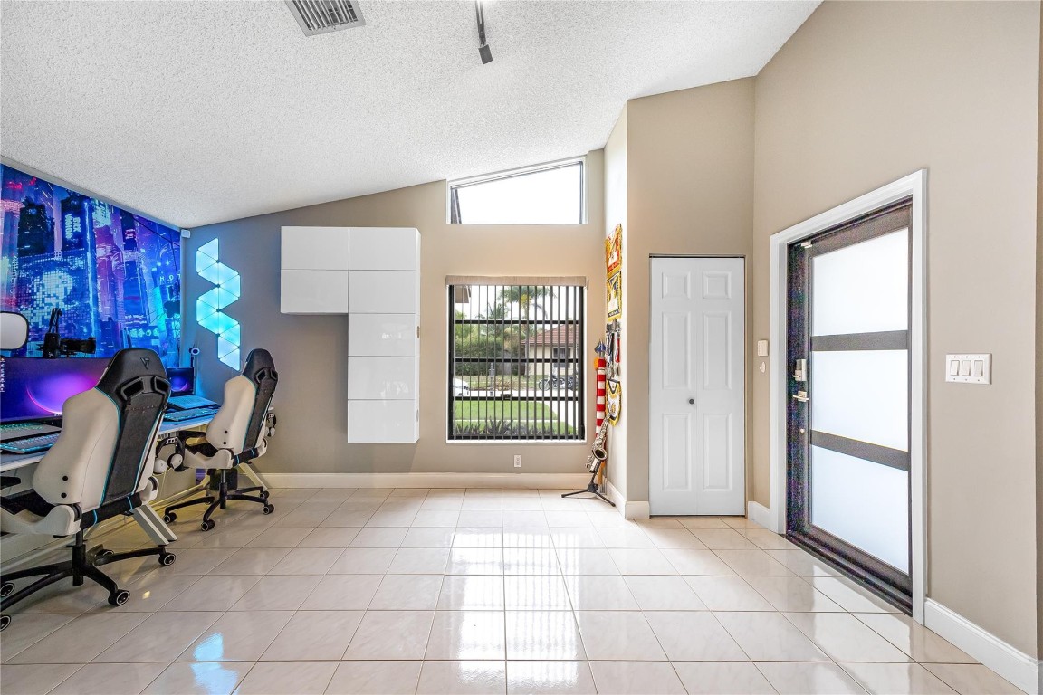 21248 Summertrace Cir