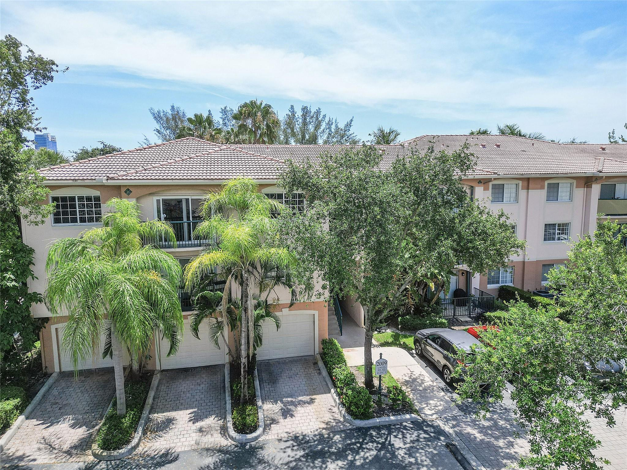 2009 SE 10th Ave 301