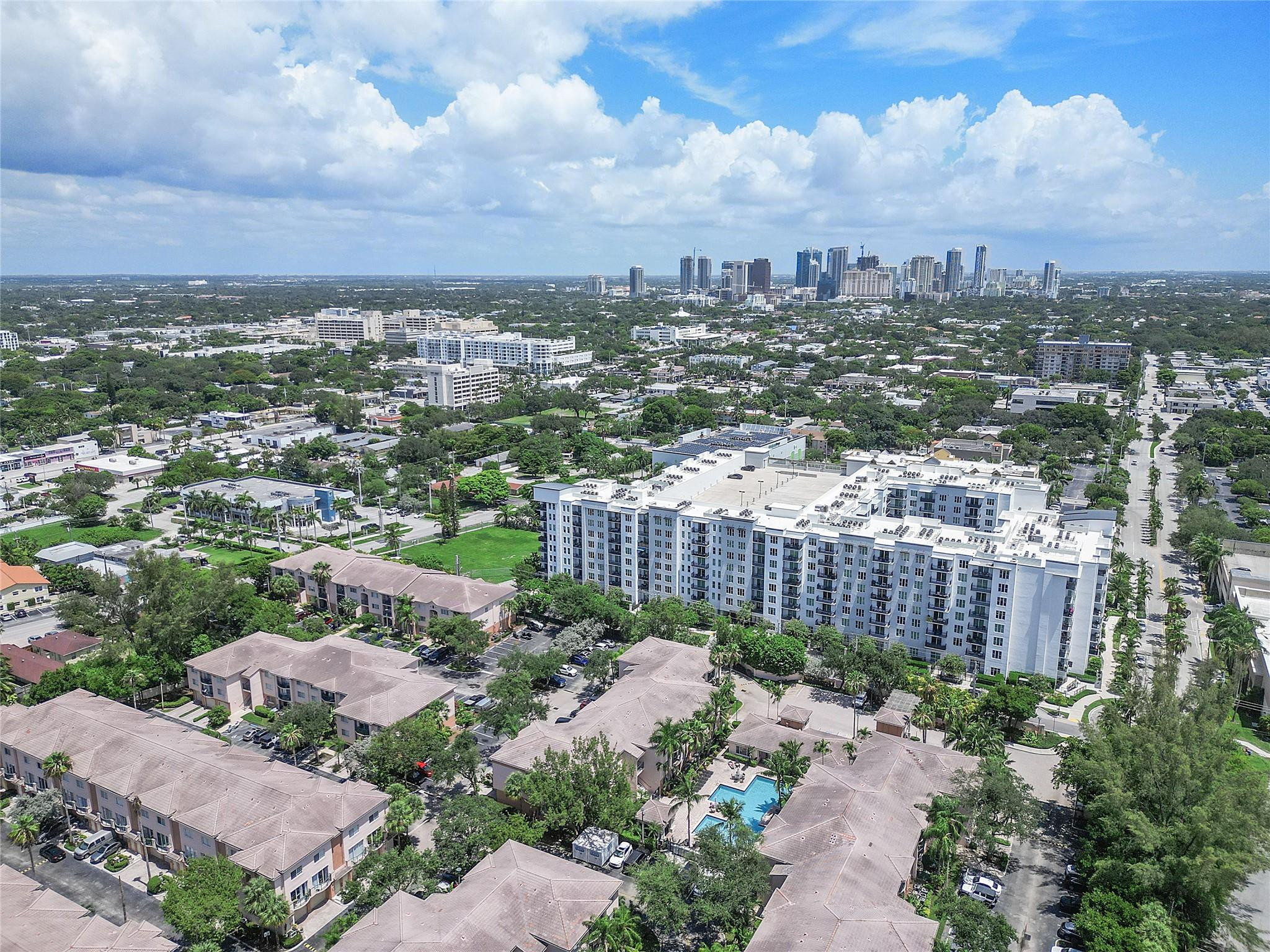 2009 SE 10th Ave 301