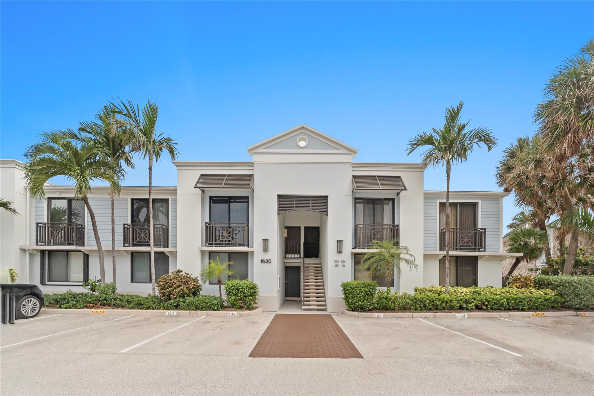1630 S Ocean Ln 235