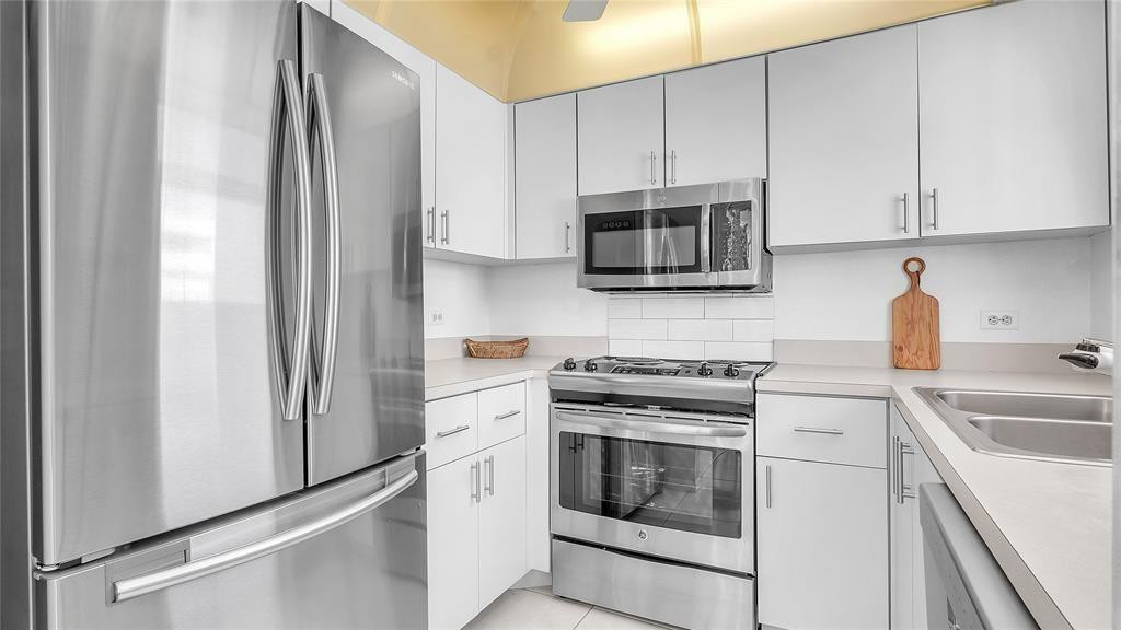 1010 S Ocean Blvd 1710