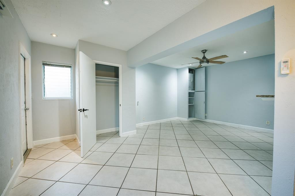 408 NE 7th Avenue 17