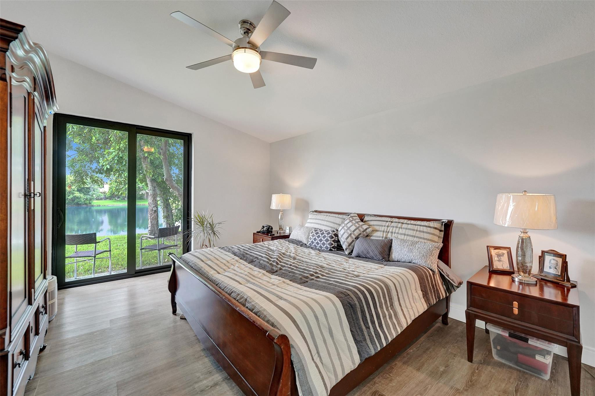10370 NW 14th St
