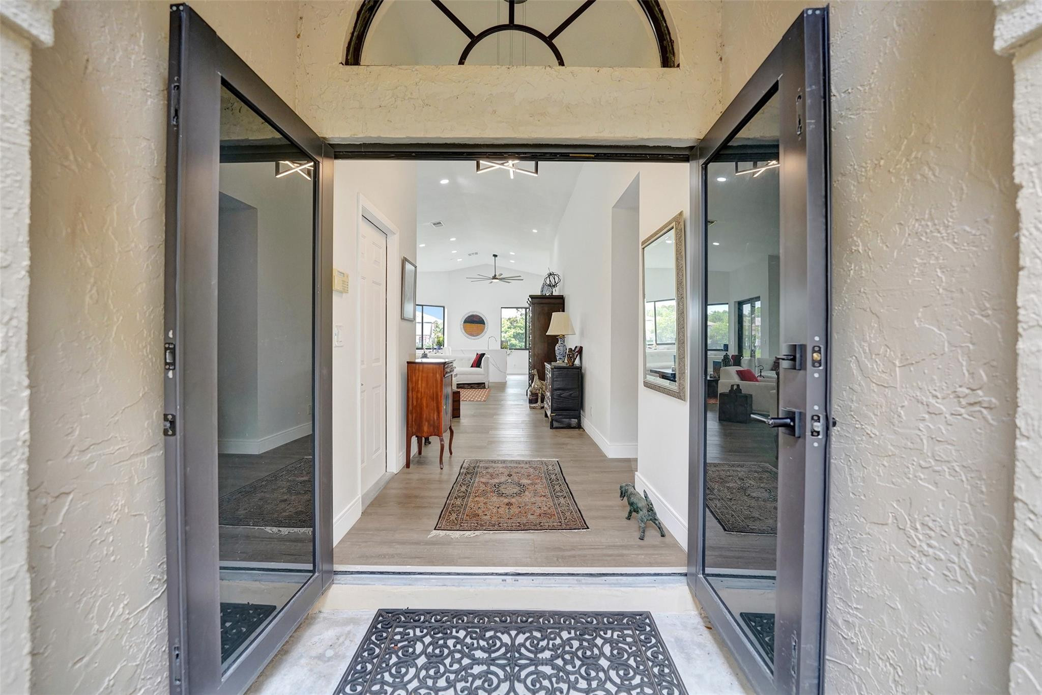 10370 NW 14th St