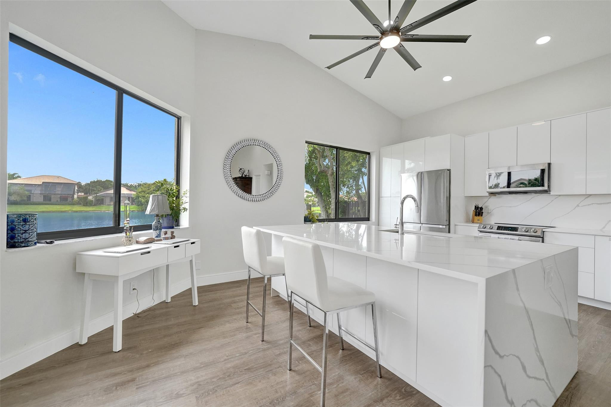 10370 NW 14th St