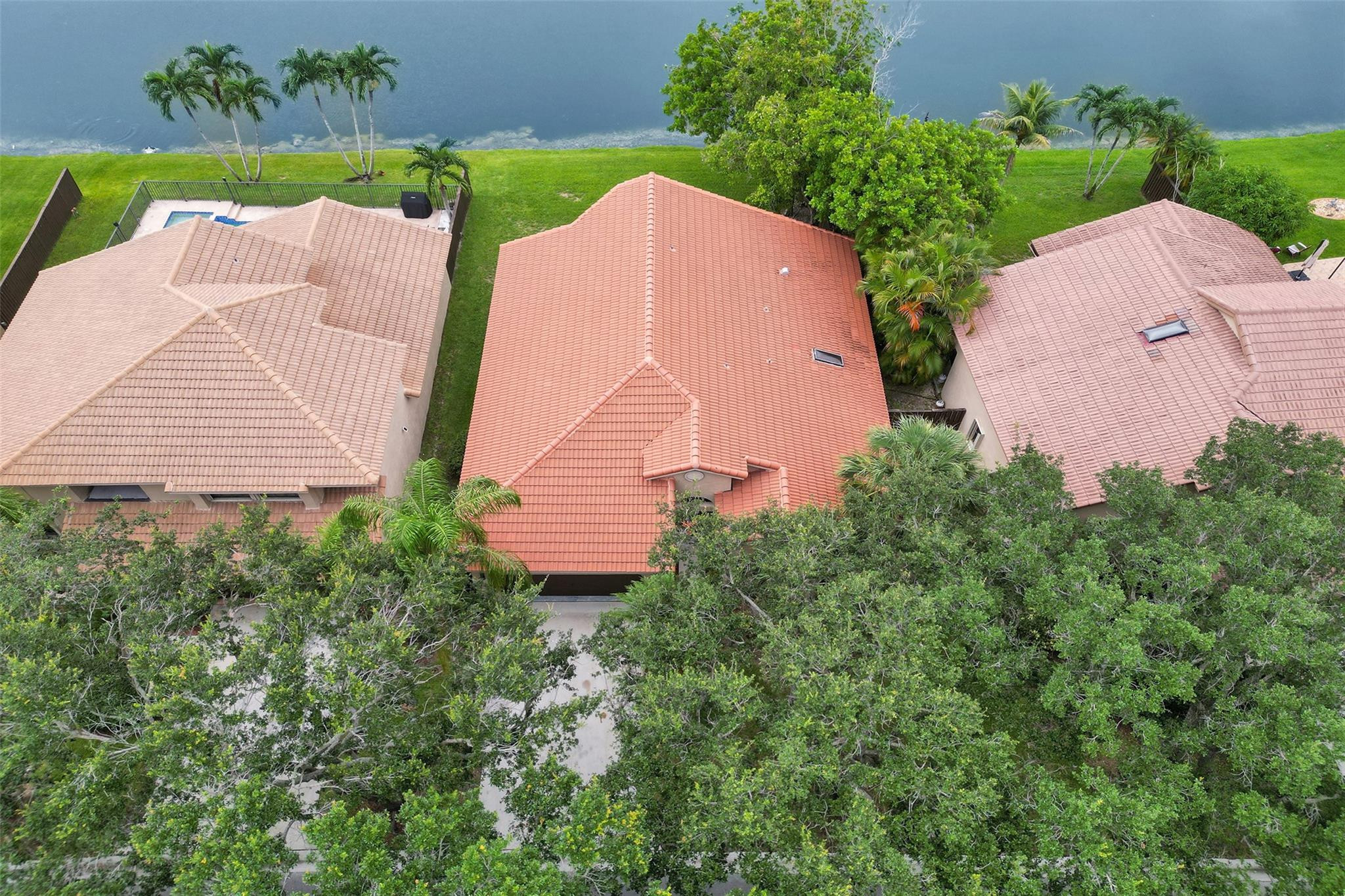 10370 NW 14th St