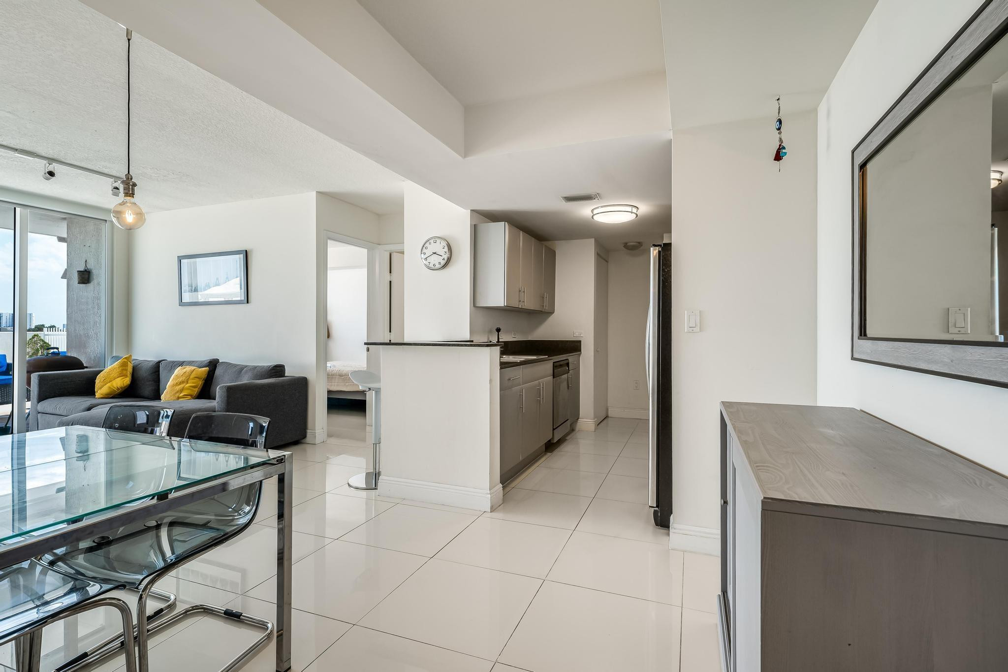 1871 NW South River Dr 702