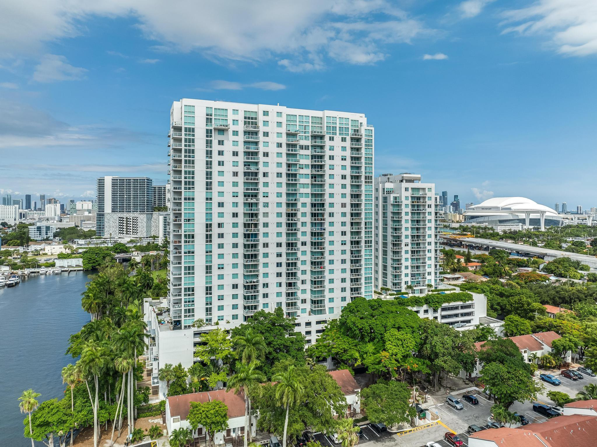 1871 NW South River Dr 702