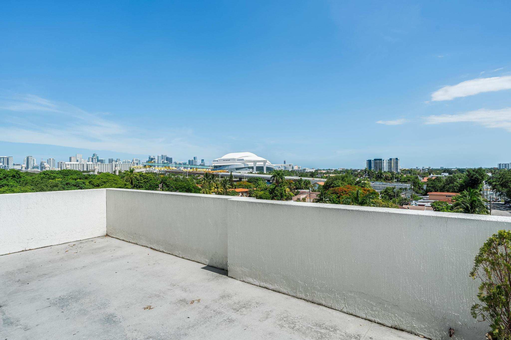 1871 NW South River Dr 702