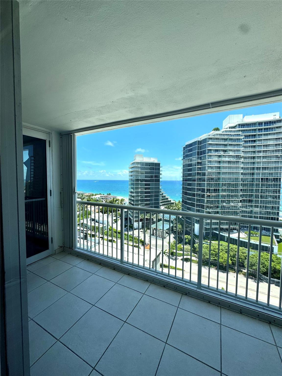 2200 NE 33rd Ave 17C