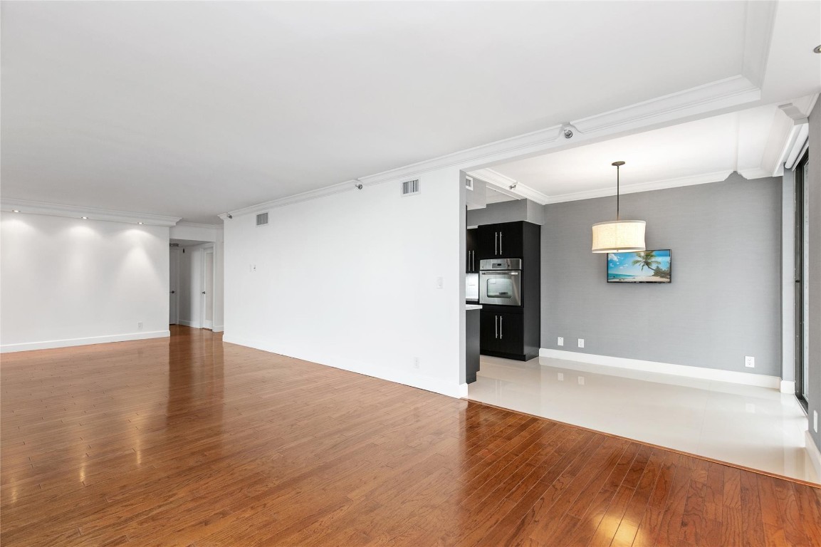 19707 Turnberry Way 7D