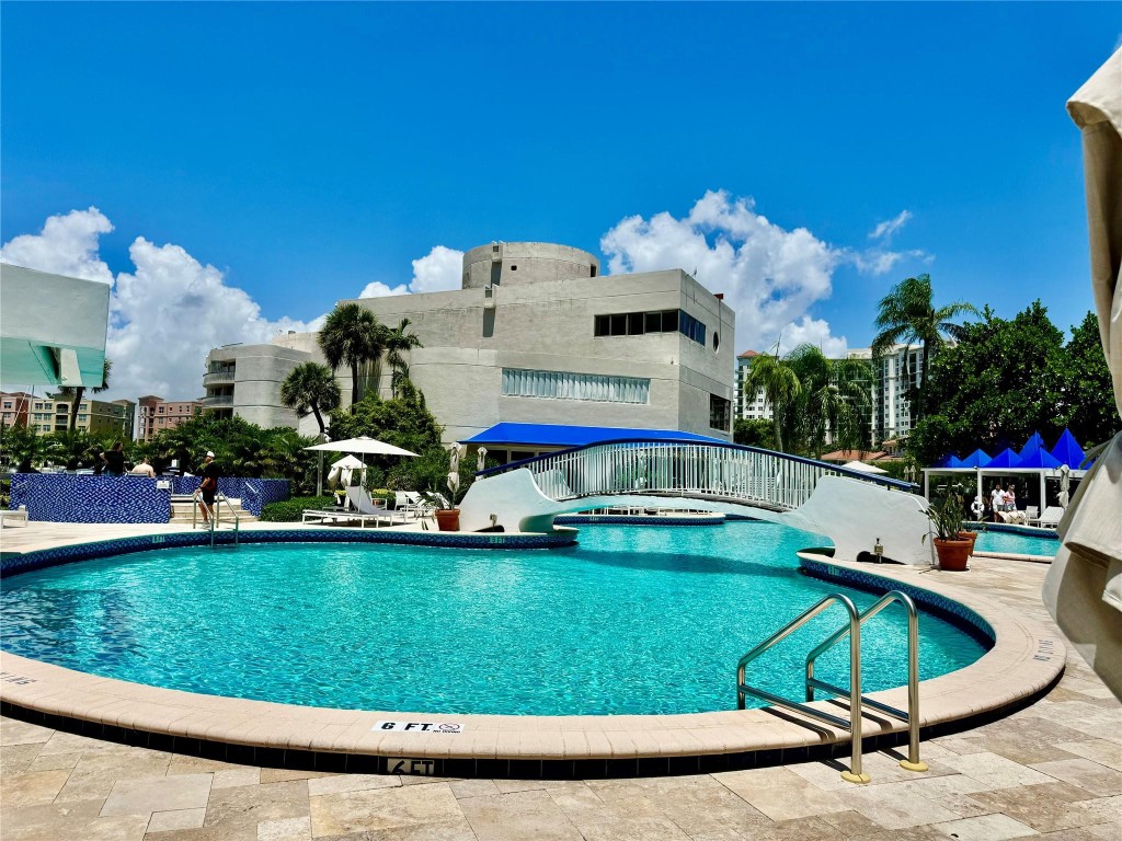 19707 Turnberry Way 7D