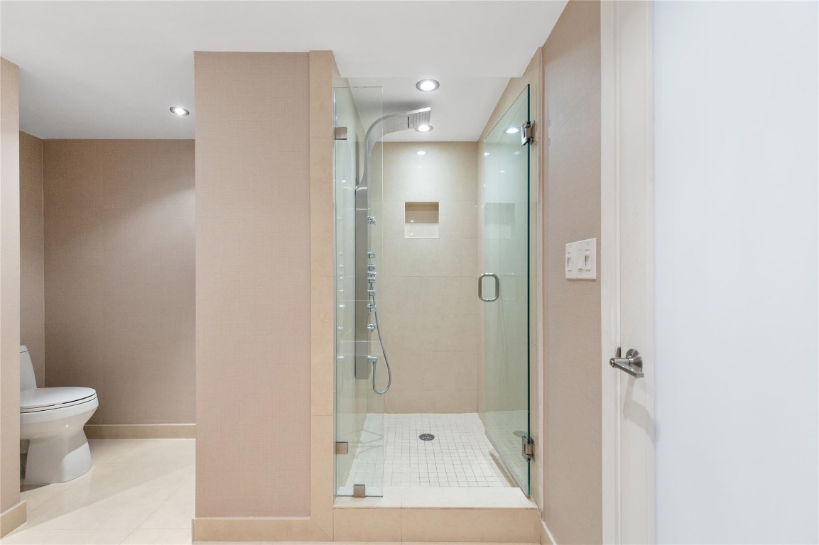 19707 Turnberry Way 7D