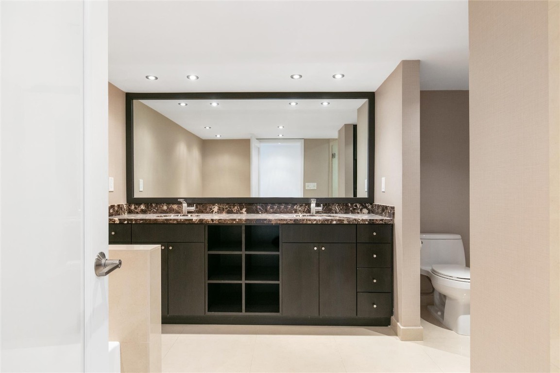 19707 Turnberry Way 7D