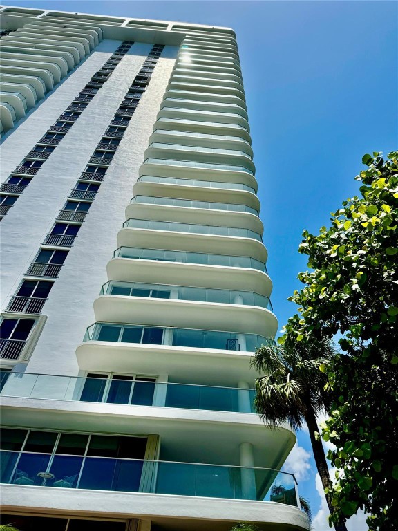 19707 Turnberry Way 7D