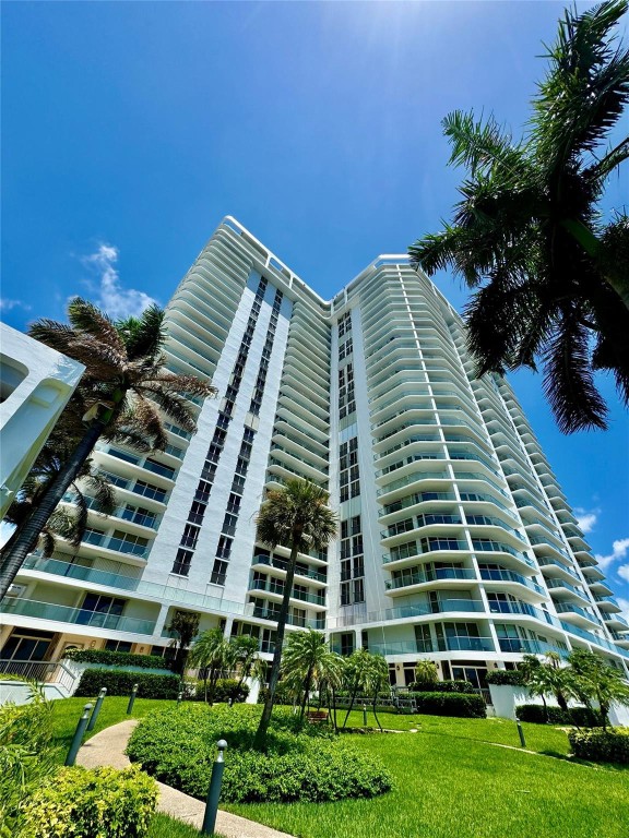 19707 Turnberry Way 7D