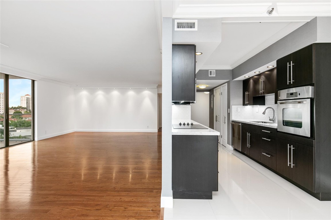 19707 Turnberry Way 7D